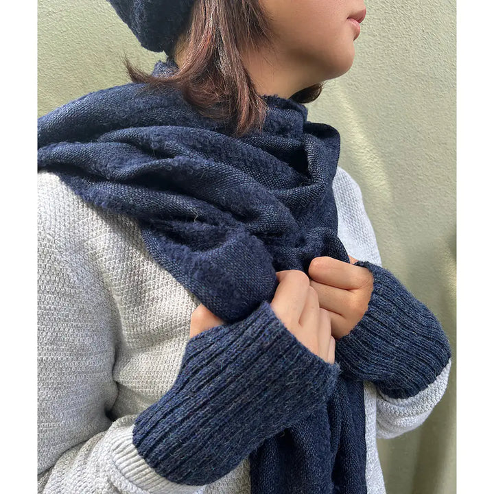 Fair Trade Navy Minimalist Alpaca Gloves 3