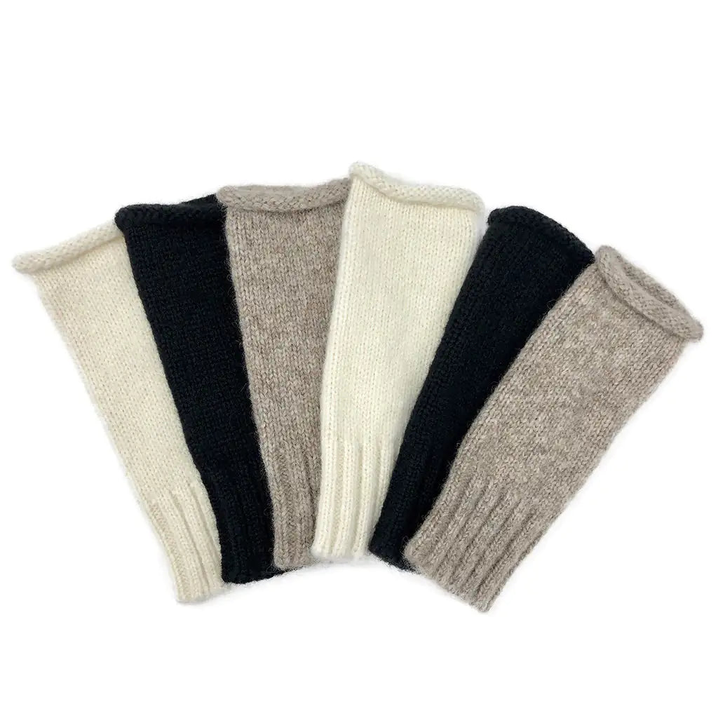 Fair Trade Black Essential Knit Alpaca Gloves 4