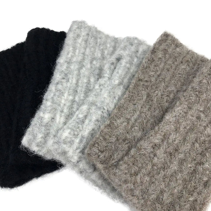 Fair Trade Gray Ribbed Alpaca Gloves 2